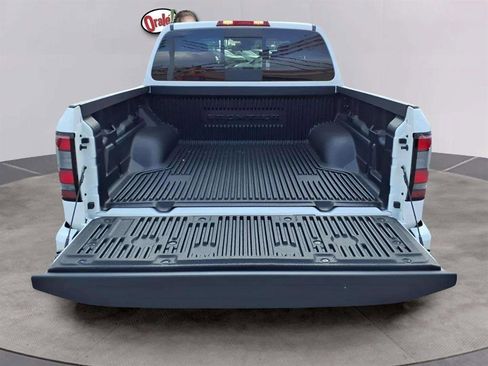 New 2026 Nissan Frontier SV w/ Tow Package image 10
