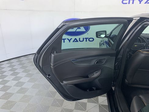 Used 2018 Chevrolet Impala Premier FWD image 30