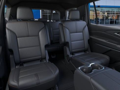 New 2026 Chevrolet Traverse High Country w/ LPO, Floor Liner Package AWD/4WD image 17
