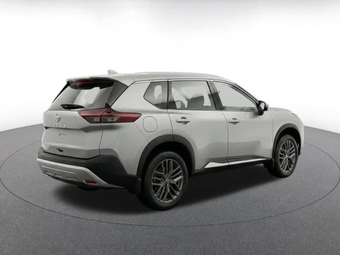 Used 2026 Nissan Rogue SV FWD image 8