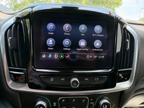 Used 2022 Chevrolet Traverse RS w/ LPO, 'HIT The Road' Package FWD image 45