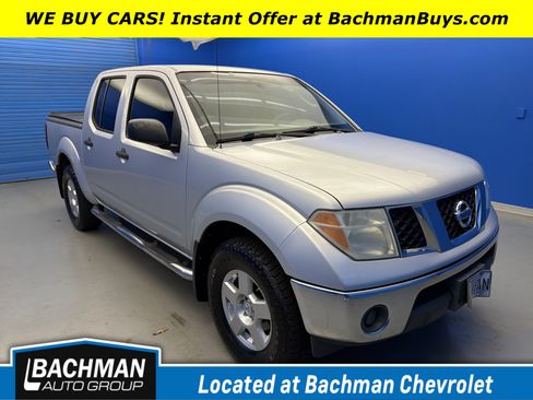 Used 2008 Nissan Frontier SE w/ SE Value Truck Pkg AWD/4WD image 1
