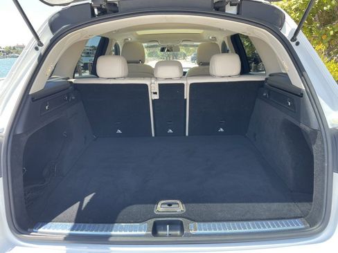 Used 2018 Mercedes-Benz GLC 300 image 29