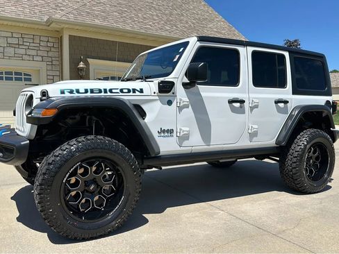 Used 2022 Jeep Wrangler Unlimited Rubicon 4xe image 32