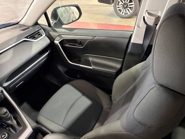 Certified 2025 Toyota RAV4 LE AWD/4WD image 18