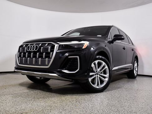 Used 2025 Audi Q7 3.0T Premium Plus w/ Premium Plus Package image 2