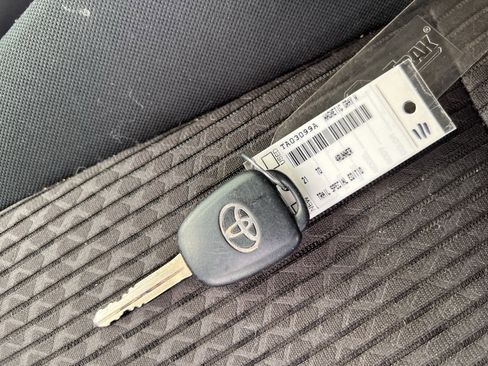 Used 2021 Toyota 4Runner Trail Special Edition image 38