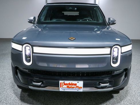 Used 2024 Rivian R1S Adventure AWD/4WD image 3