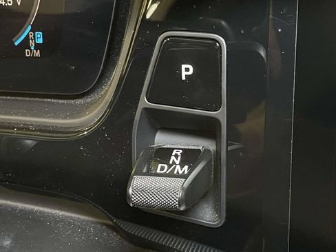 Certified 2025 Porsche Cayenne Coupe AWD/4WD image 43