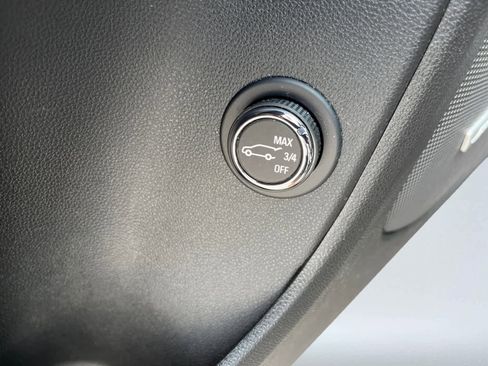 Used 2023 Chevrolet Blazer RS w/ Enhanced Convenience Package image 13