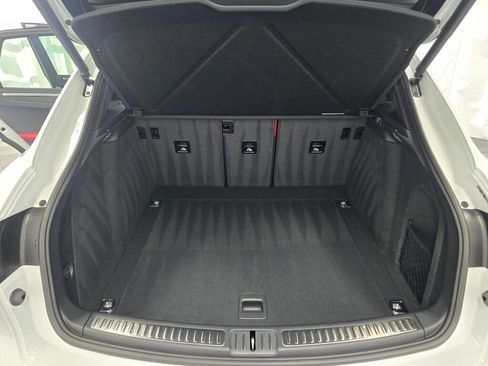 New 2026 Porsche Macan S image 12