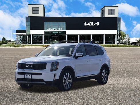 Used 2022 Kia Telluride EX w/ EX Premium Package AWD/4WD image 5
