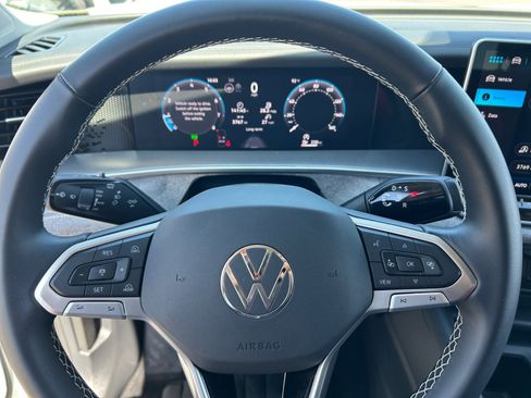 Used 2026 Volkswagen Tiguan S FWD image 9