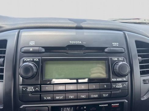 Used 2012 Toyota Tacoma 4x4 Regular Cab image 14