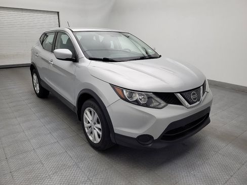Used 2018 Nissan Rogue Sport S w/ S Appearance Package FWD image 13