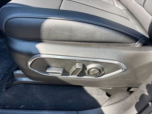New 2026 Jeep Grand Wagoneer L Limited AWD/4WD image 7