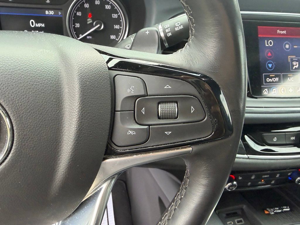 Used 2024 Buick Enclave Essence AWD/4WD image 32