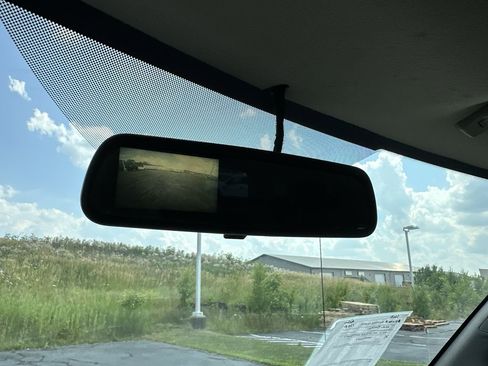 Used 2017 GMC Savana 2500 LT w/ LT Preferred Equipment Group image 17