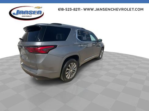 Certified 2023 Chevrolet Traverse Premier FWD image 8