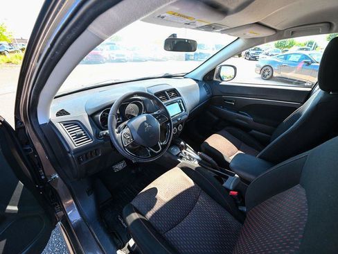 Used 2018 Mitsubishi Outlander Sport LE FWD image 17
