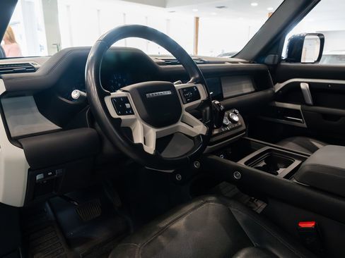Used 2021 Land Rover Defender 90 X-Dynamic S AWD/4WD image 8