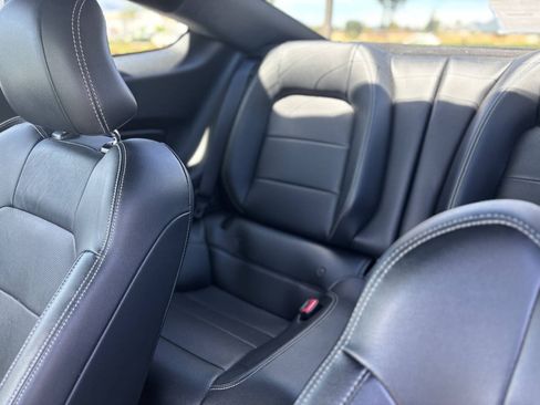 Used 2015 Ford Mustang GT Premium w/ Equipment Group 401A RWD image 17