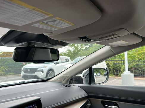 Certified 2025 Nissan Murano SL w/ Cargo Package AWD/4WD image 23