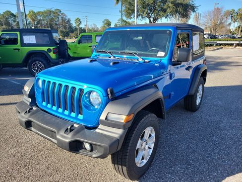 Used 2021 Jeep Wrangler Sport image 2