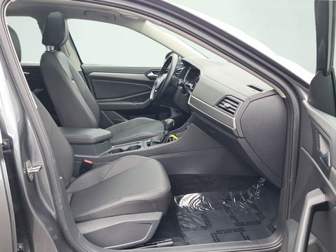 Used 2019 Volkswagen Jetta SE FWD image 16