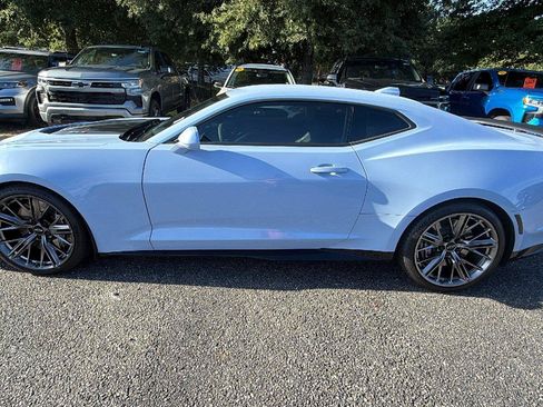 Used 2023 Chevrolet Camaro ZL1 RWD image 11