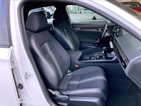 Used 2024 Honda Civic Sport image 11