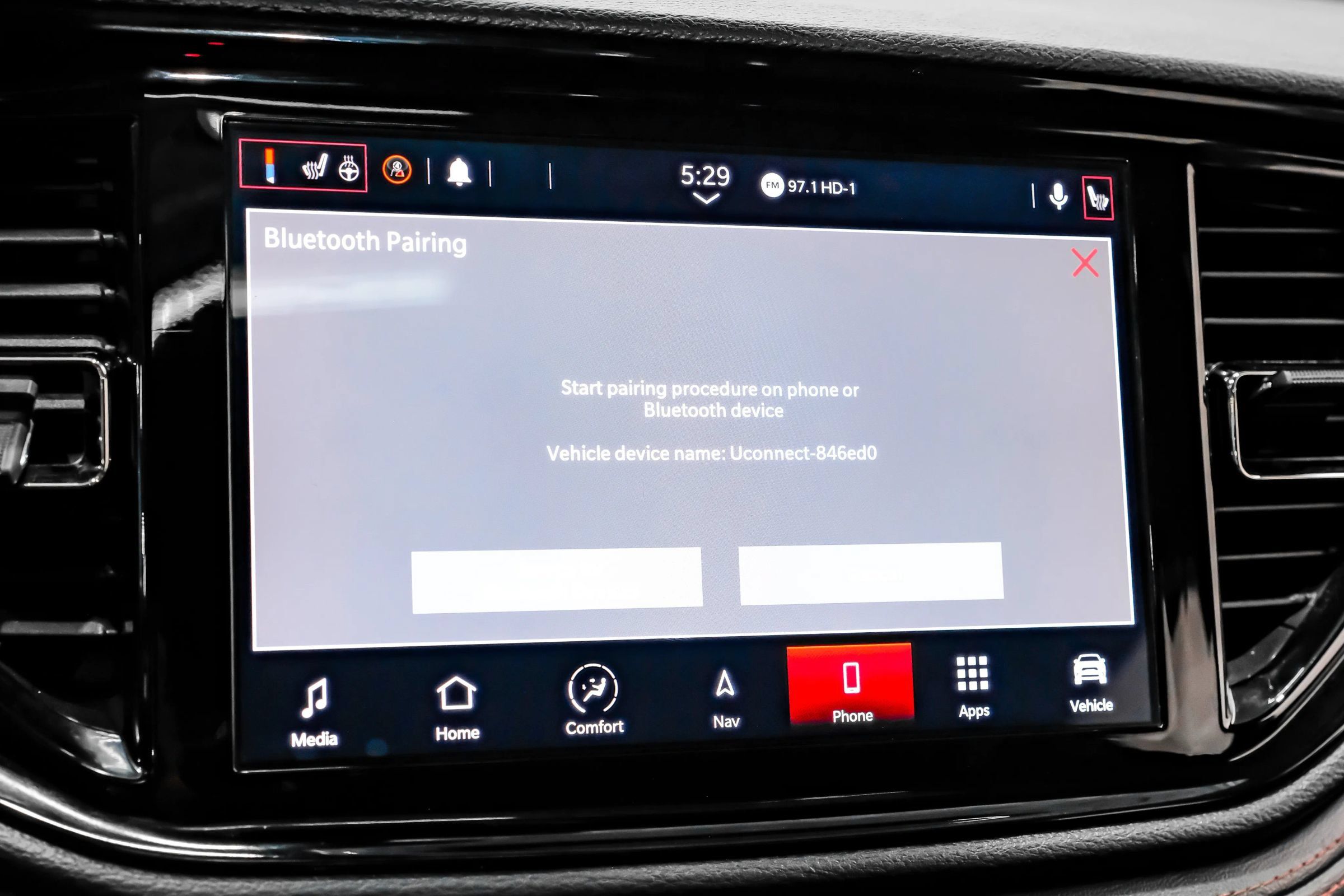 Used 2022 Dodge Durango R/T w/ Blacktop Package RWD image 28