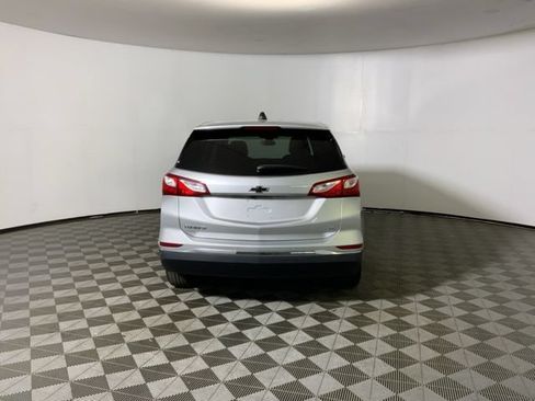 Used 2021 Chevrolet Equinox LT FWD image 6
