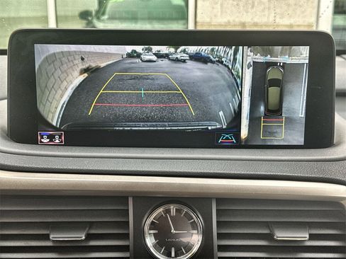 Used 2022 Lexus RX 450hL AWD w/ Premium Package image 25