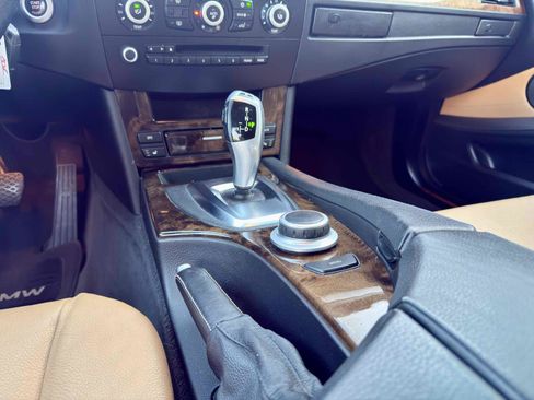 Used 2008 BMW 535xi Wagon w/ Premium Pkg image 31