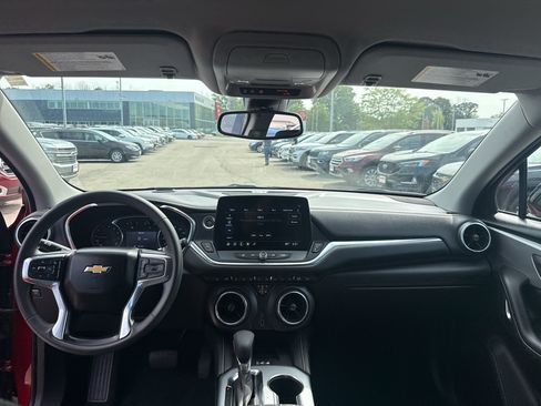 Certified 2023 Chevrolet Blazer LT w/ Convenience Package AWD/4WD image 28