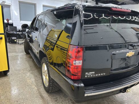 Used 2012 Chevrolet Suburban LTZ image 20