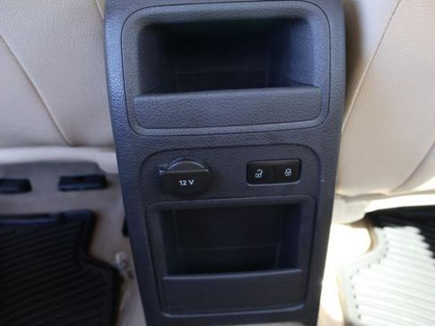 Used 2012 Volkswagen Jetta SE image 24