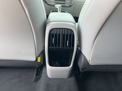 Used 2025 Hyundai Kona SEL FWD image 21