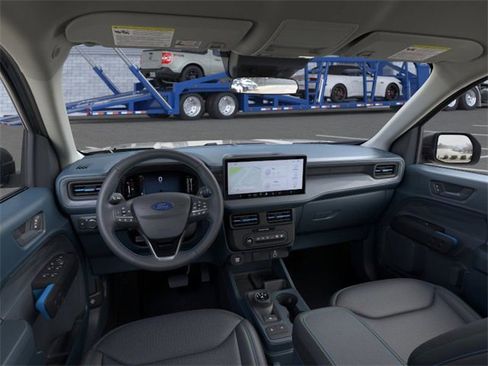 New 2026 Ford Maverick Lobo image 9