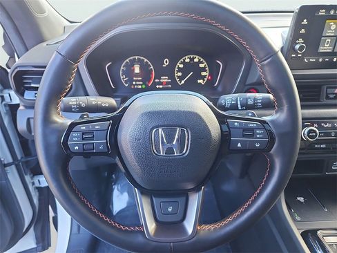 Certified 2025 Honda Pilot TrailSport image 30