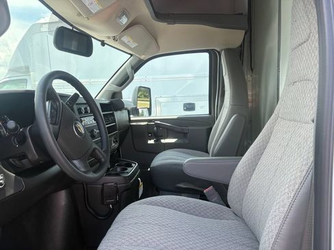 New 2026 Chevrolet Express 4500 w/ Power Convenience Package RWD image 6