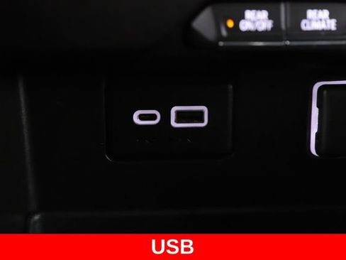 Used 2021 Chevrolet Tahoe LS AWD/4WD image 24