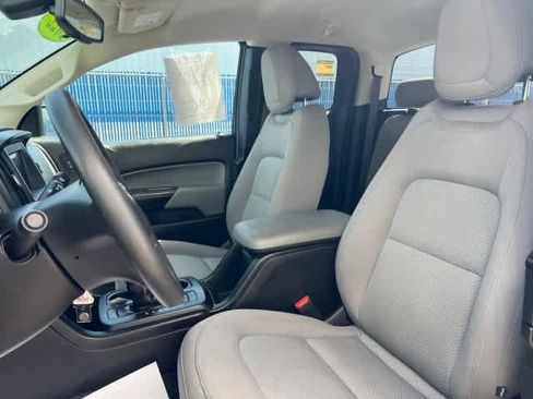 Used 2022 Chevrolet Colorado W/T w/ WT Convenience Package image 12