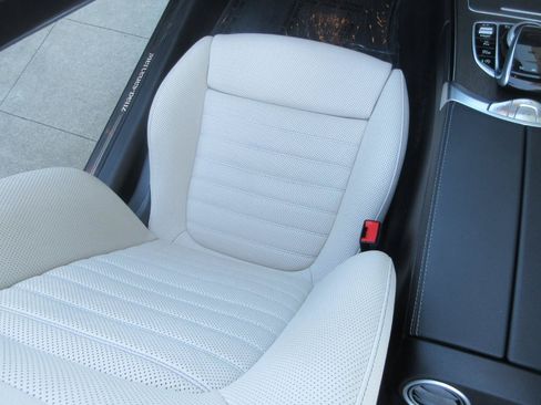 Used 2020 Mercedes-Benz C 300 Cabriolet image 15