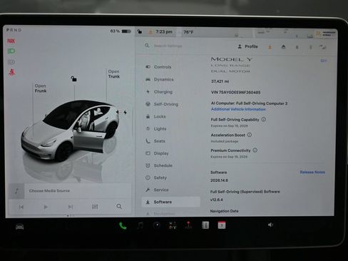 Used 2022 Tesla Model Y Long Range AWD/4WD image 27