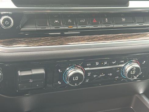 New 2025 GMC Sierra 1500 Elevation w/ Preferred Package image 24