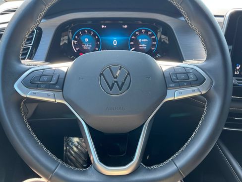 Used 2026 Volkswagen Atlas Cross Sport SE FWD image 25