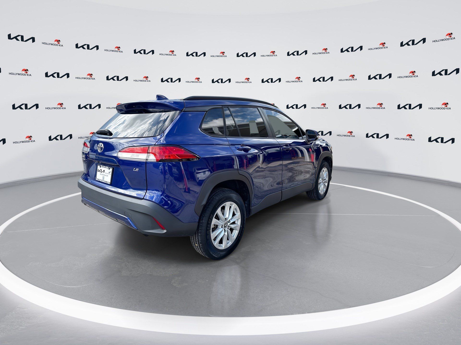 Used 2022 Toyota Corolla Cross LE FWD image 8