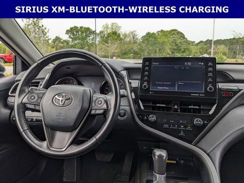 Used 2023 Toyota Camry XSE image 12